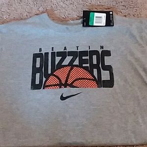 Nike tee. Beatin Buzzers.